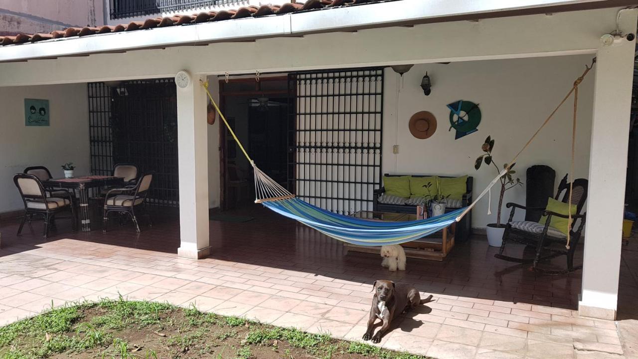 Duplexu Panama Homestay エクステリア 写真