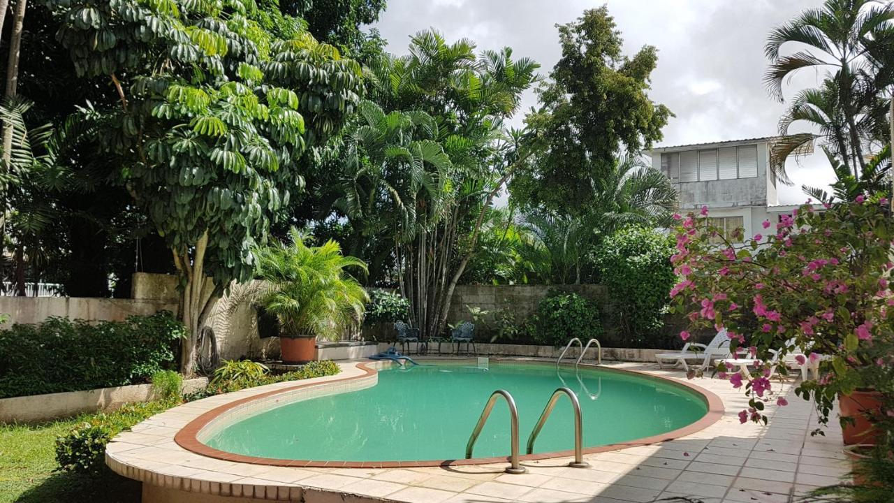 Duplexu Panama Homestay エクステリア 写真